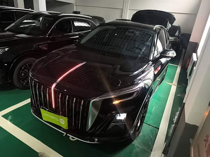 Hongqi HS3 Hybrid, 2026 — купить в Казани под ключ