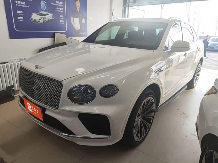 Bentley Bentayga, 2022 — купить в Самаре под ключ