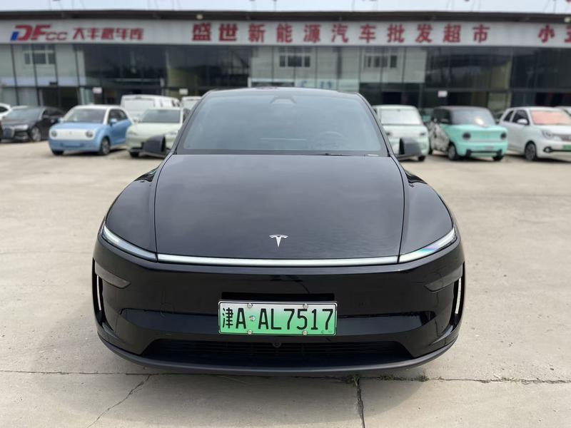Tesla Model Y, 2025 — фото 2 из 12