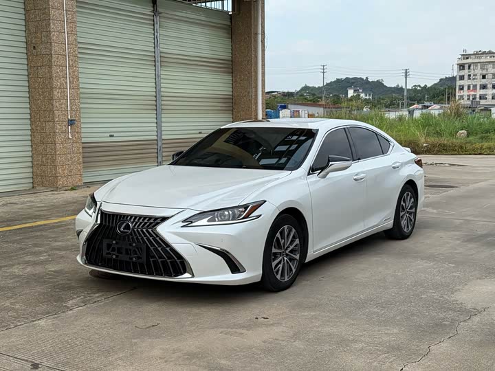 Lexus ES, 2022 — купить в Чебоксарах под ключ