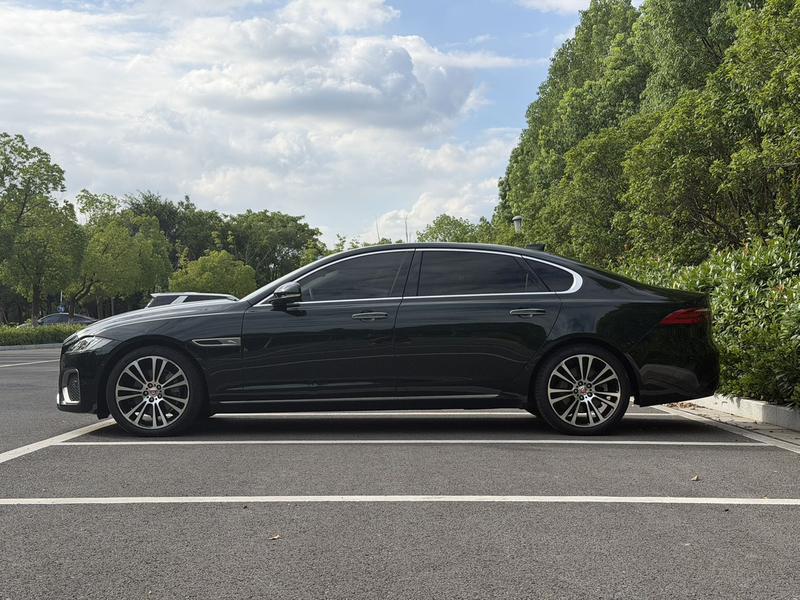 Jaguar XF L, 2022 — фото 4 из 12
