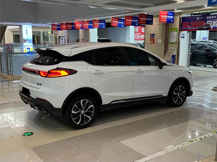 Geely Emgrand GS, 2023 — фото 7 из 9