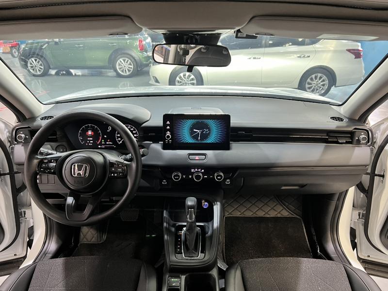 Honda Vezel, 2025 — фото 7 из 10