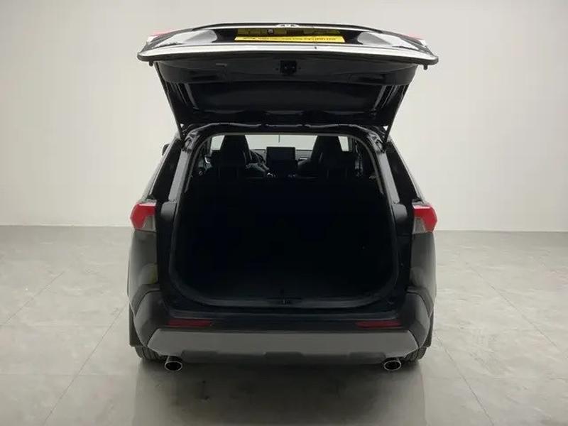 Toyota RAV4, 2022 — фото 6 из 10