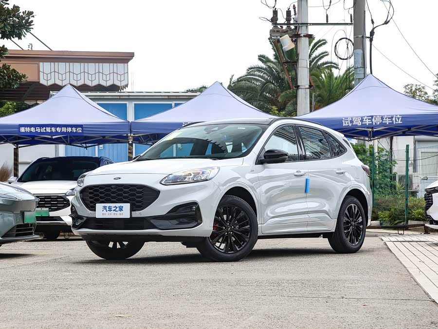 Ford Escape, 2026 — купить в Брянске под ключ