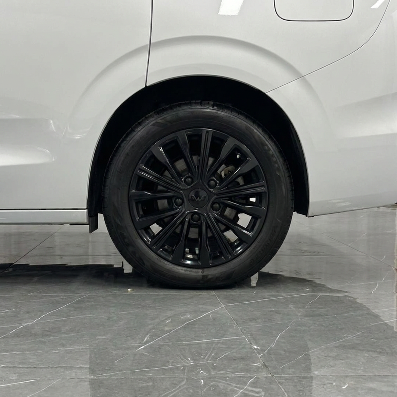 Wuling Starlight 730 Hybrid/EV, 2025 — фото 11 из 12