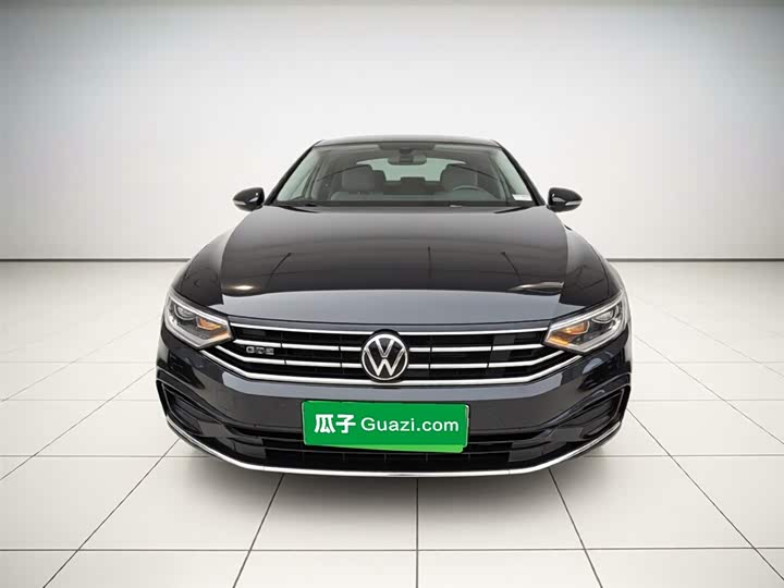 Volkswagen Magotan GTE Hybrid, 2023 — фото 3 из 9