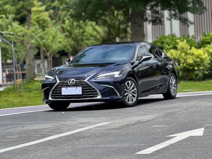 Lexus ES, 2024 — купить в Санкт-Петербурге под ключ