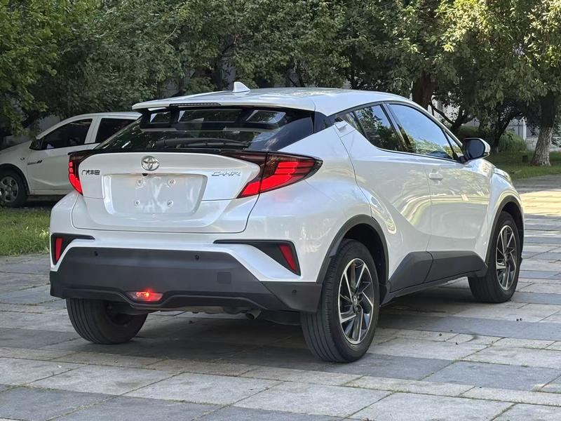 Toyota C-HR, 2021 — фото 6 из 10