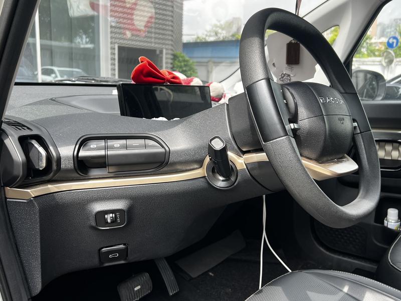 Baojun KiWi EV, 2022 — фото 6 из 8
