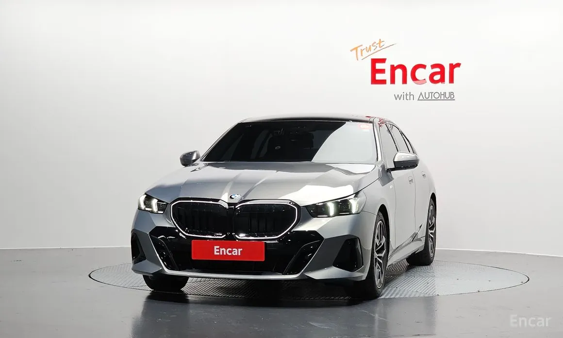 BMW 5 Series, 2025 — фото 3 из 12