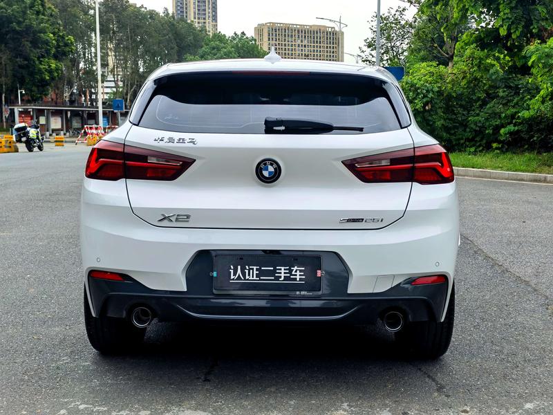 BMW X2, 2022 — фото 6 из 12
