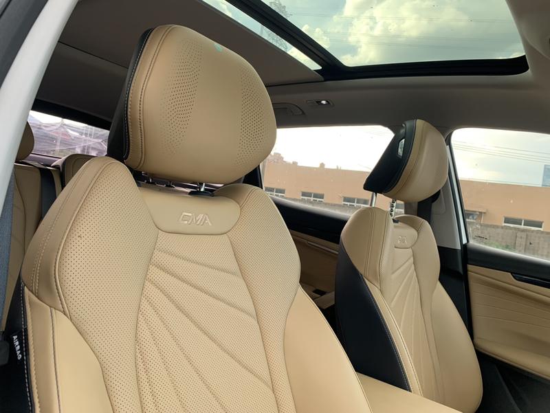 Geely Atlas L, 2023 — фото 7 из 12