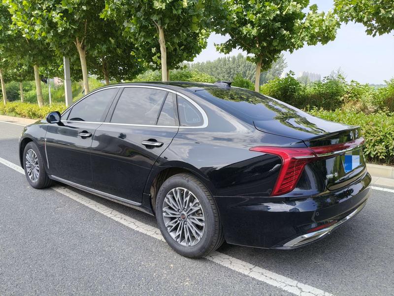 Hongqi H5, 2025 — фото 4 из 10