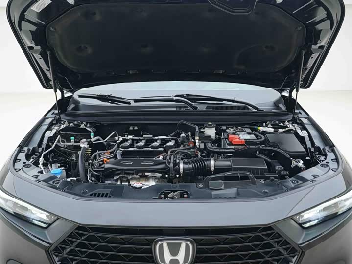 Honda Accord, 2023 — фото 7 из 9