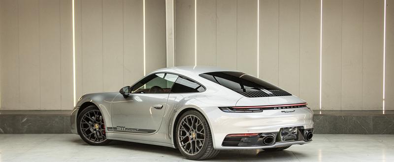 Porsche 911, 2023 — фото 4 из 10