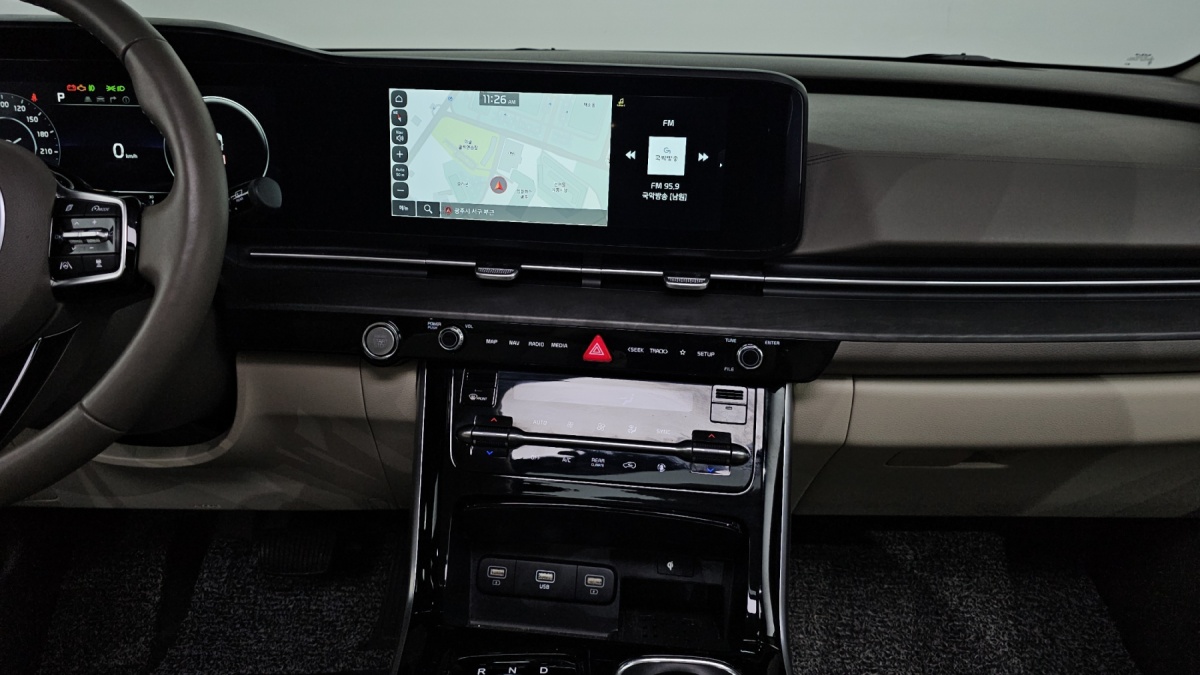 Kia Carnival, 2022 — фото 12 из 12