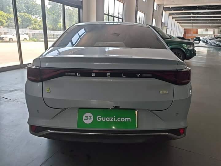 Geely Emgrand L Hi·P Hybrid, 2023 — фото 6 из 9