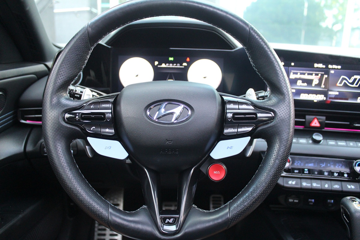 Hyundai Avante, 2022 — фото 8 из 12