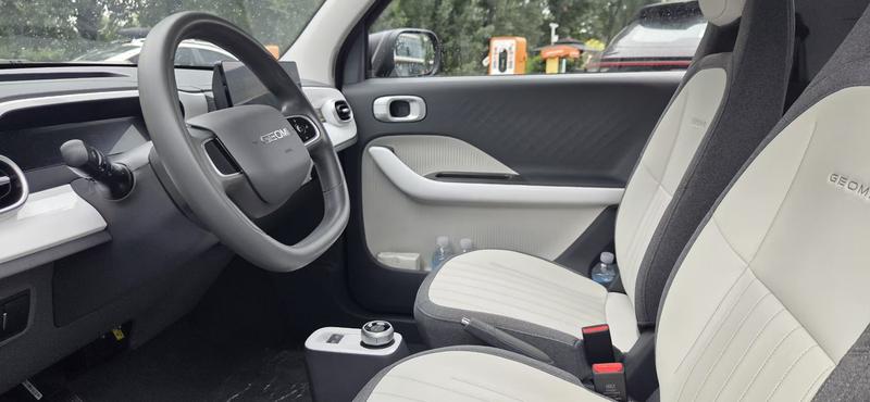 Geely Galaxy Panda Mini, 2025 — фото 9 из 11