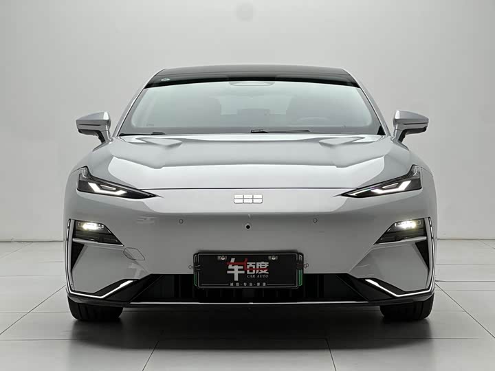 Geely Galaxy E8, 2025 — фото 2 из 9