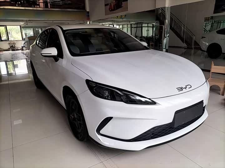 BYD Seal 05 DM-i Hybrid, 2025 — фото 4 из 9