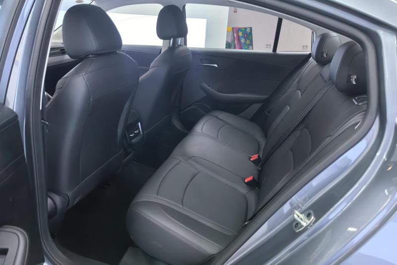 Roewe i5, 2025 — фото 11 из 12