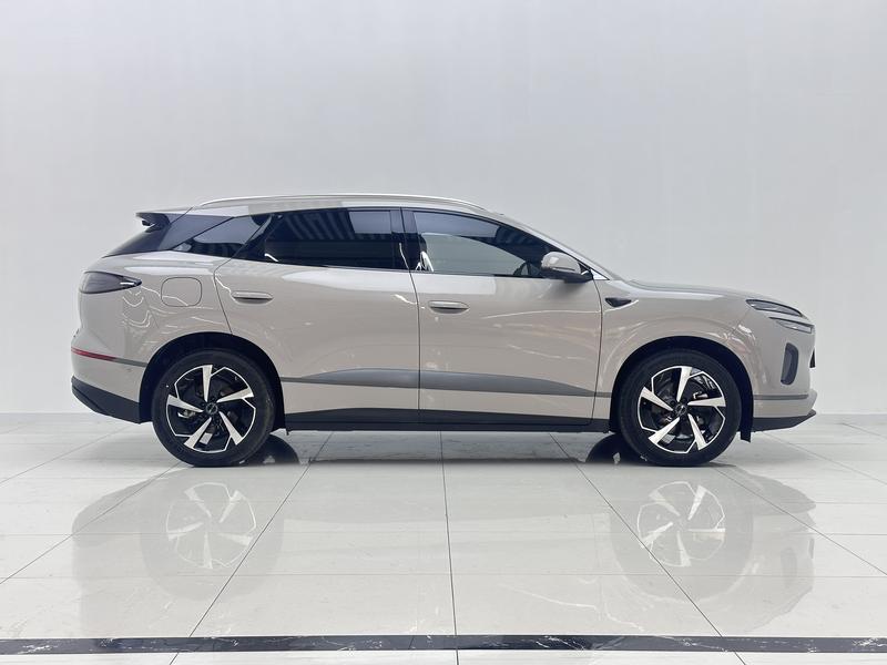 BYD Sea Lion 06 Hybrid/EV, 2025 — фото 8 из 12