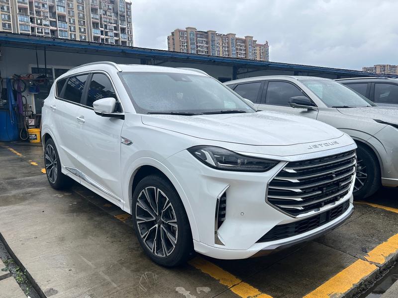 Jetour X70 Plus, 2022 — фото 3 из 12