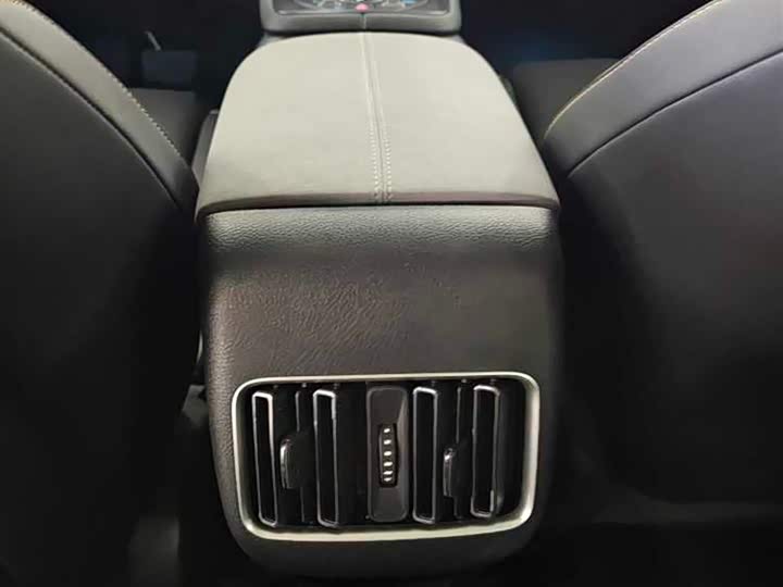 BYD Sea Lion 05 DM-i Hybrid, 2024 — фото 9 из 9