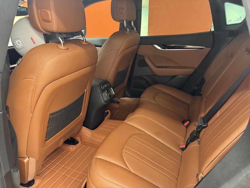 Maserati Levante, 2021 — фото 8 из 9