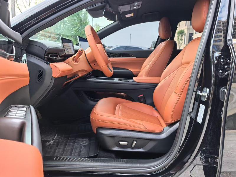 Wuling Starlight, 2025 — фото 8 из 10