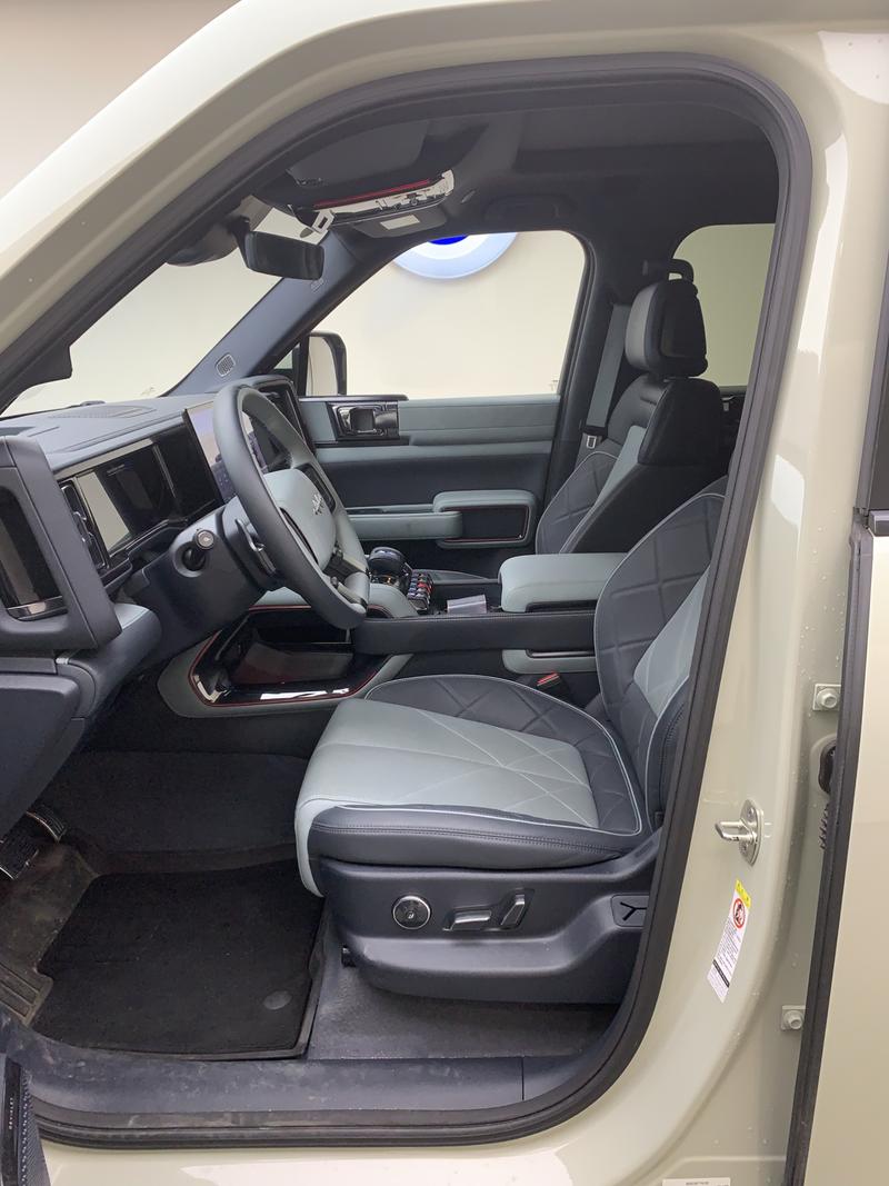 BYD FangChengBao Leopard 5, 2025 — фото 11 из 12