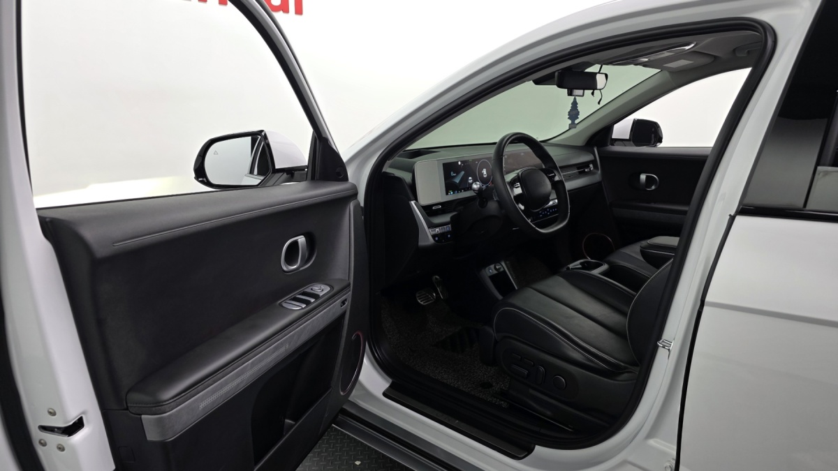 Hyundai Ioniq 5, 2022 — фото 9 из 12