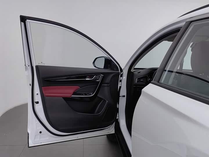 Dongfeng Aeolus AX7, 2022 — фото 8 из 9