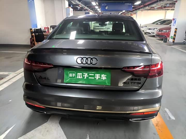Audi A4L, 2023 — фото 6 из 9