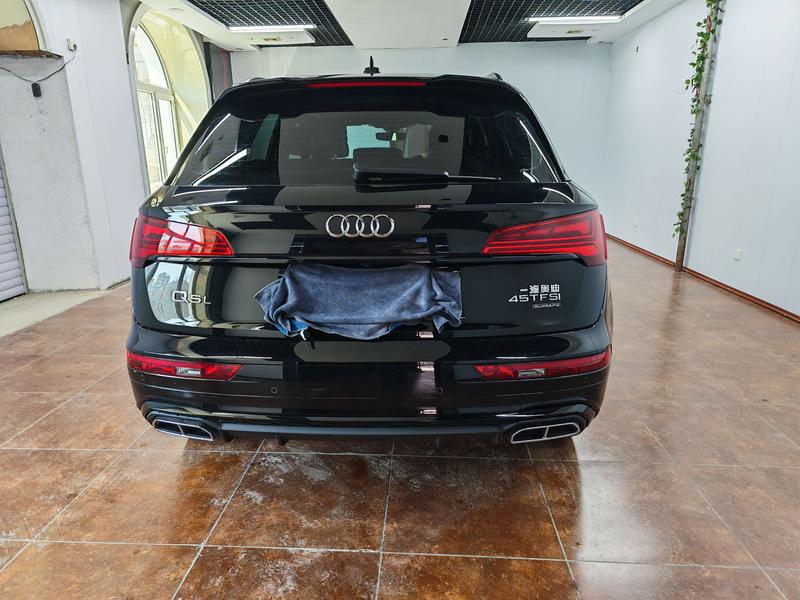 Audi Q5L, 2025 — фото 6 из 12