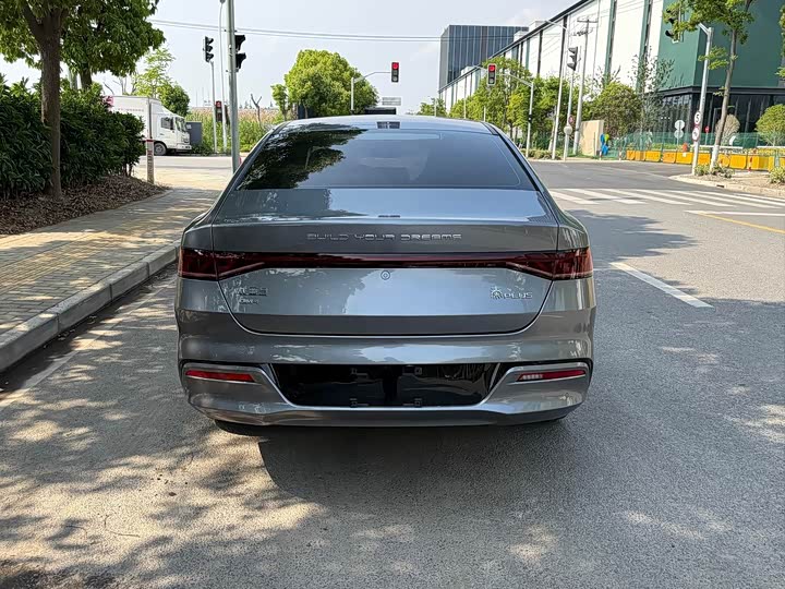 BYD Qin Plus, 2024 — фото 8 из 9