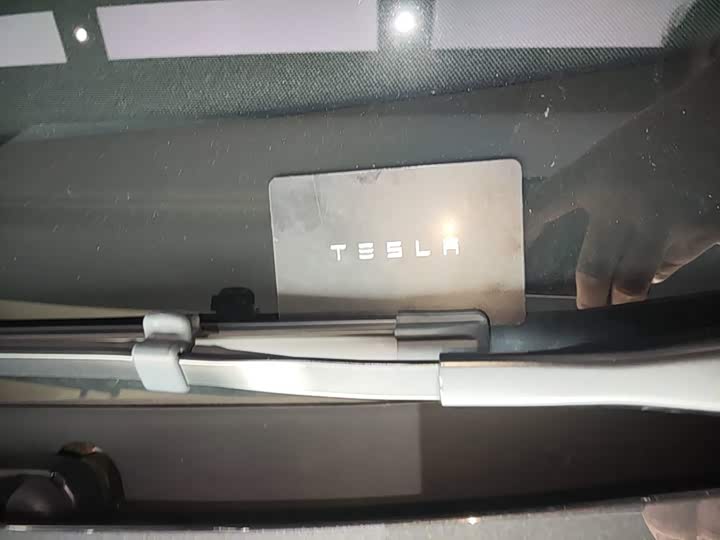 Tesla Model 3, 2025 — фото 9 из 9