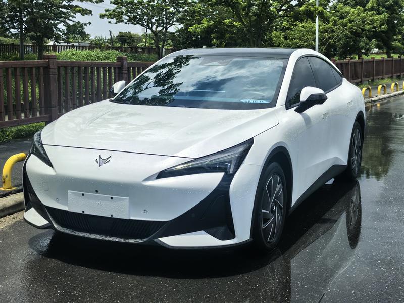 BAIC Arcfox Alpha S5, 2025 — купить в Пензе под ключ