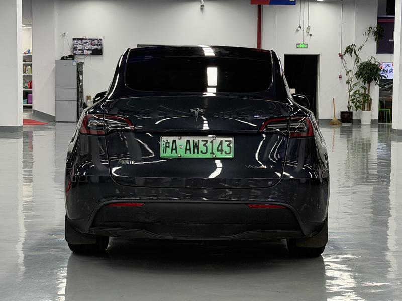 Tesla Model Y, 2024 — фото 5 из 11