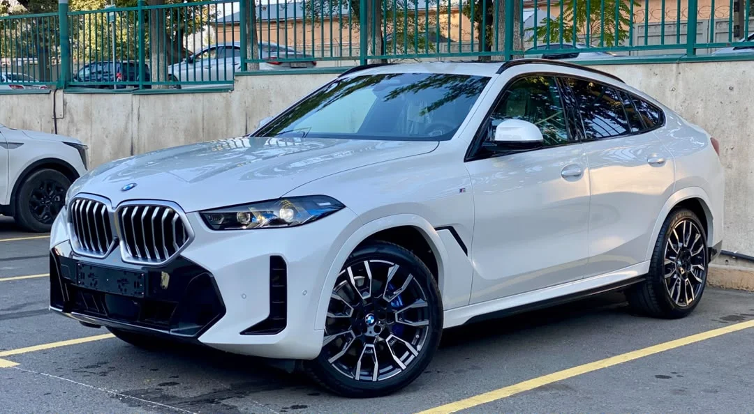 BMW X6, 2025