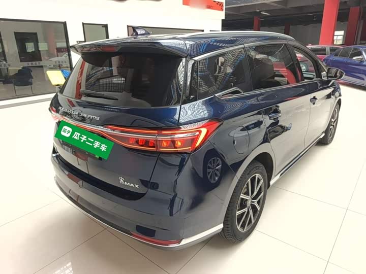 BYD Song Max Hybrid, 2022 — фото 7 из 9