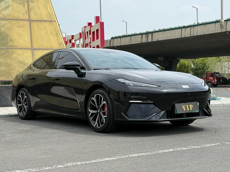 Geely Galaxy E8, 2025 — фото 3 из 11