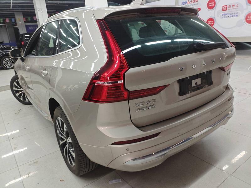 Volvo XC60, 2025 — фото 3 из 9