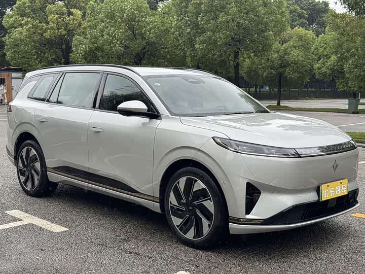 Dongfeng Yipai eπ 008, 2025 — фото 6 из 9