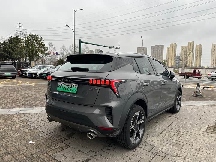 Lynk & Co 06 EM-P Hybrid, 2022 — фото 7 из 9