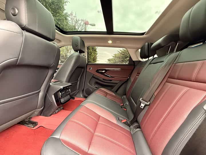Land Rover Range Rover Evoque L, 2023 — фото 5 из 9