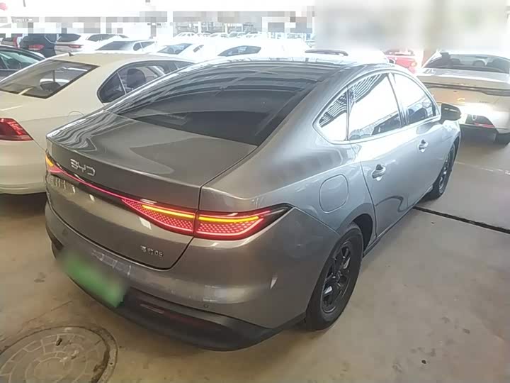 BYD Seal 05 DM-i Hybrid, 2025 — фото 7 из 9