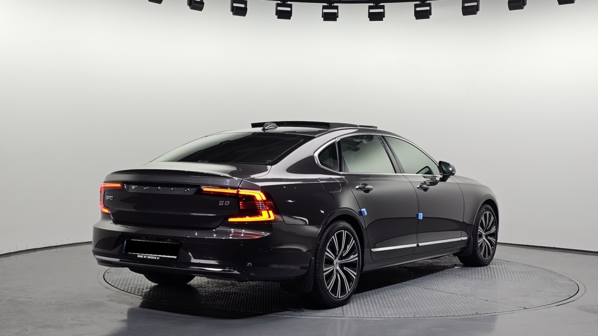 Volvo S90, 2022 — фото 2 из 12
